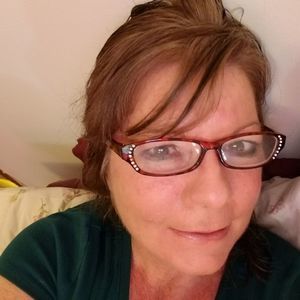 Meet your Posher, Dianna